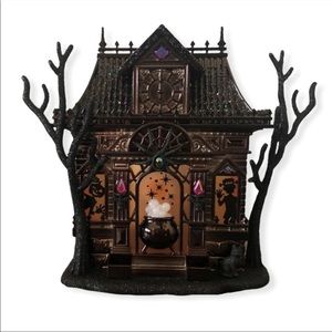 Bath and body works bbw halloween wall plug projector . 2021  lights up witch